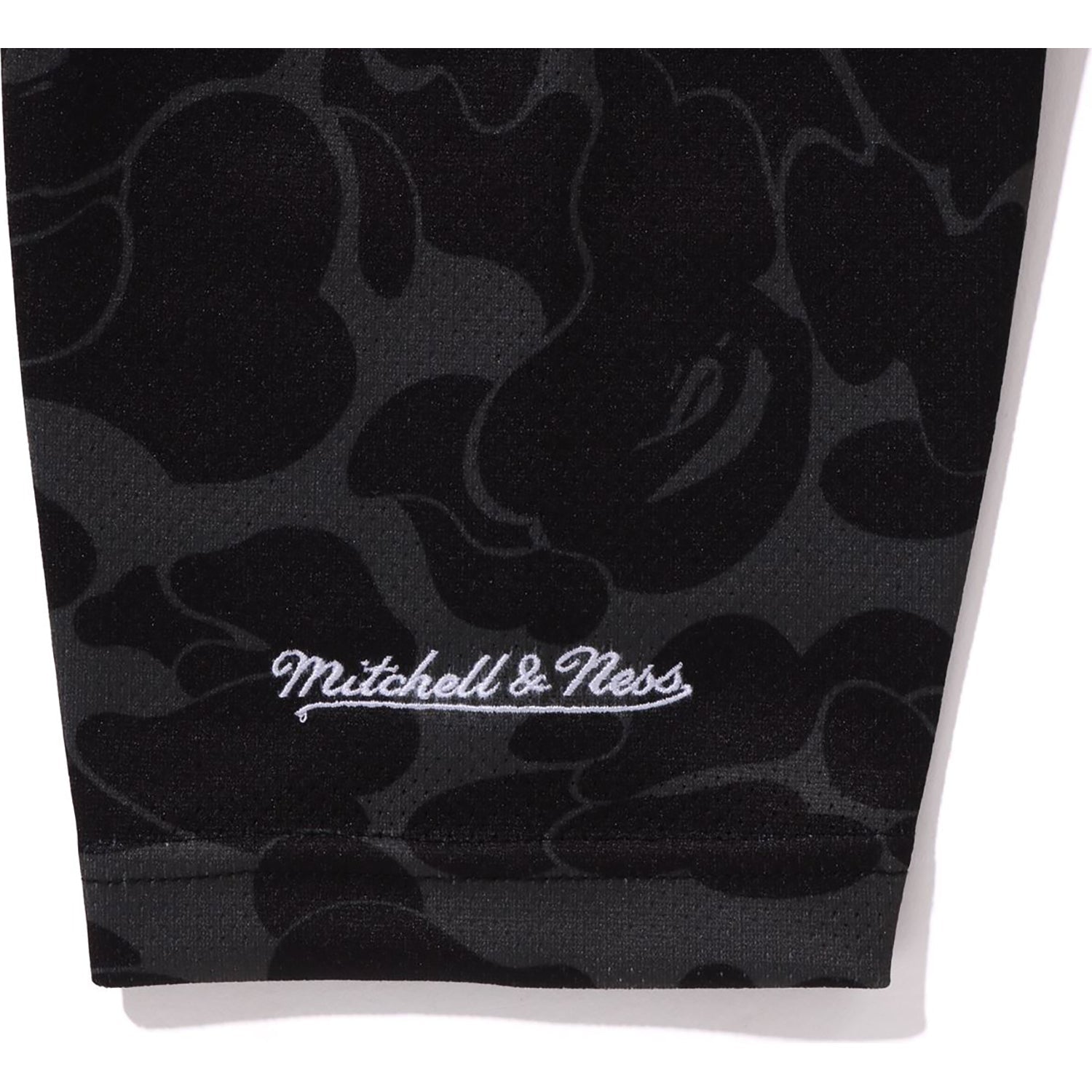BAPE X MITCHELL & NESS NHL LOS ANGELES KINGS MESH HOCKEY JERSEY L/S TEE MENS