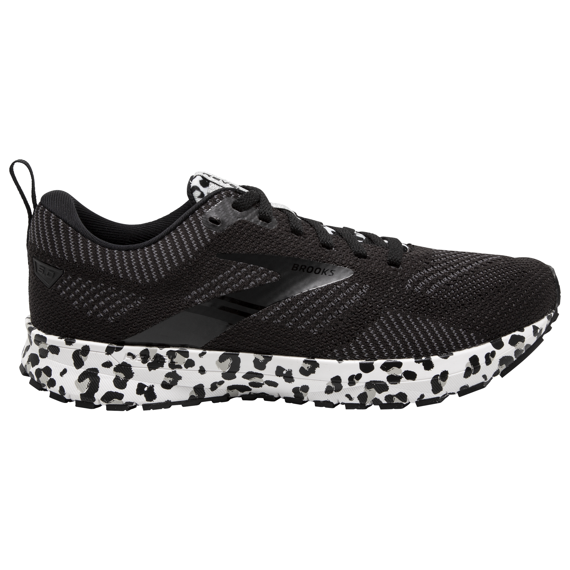 Women's Brooks Revel 5, Black/White/Silver, 9.5 B Medium