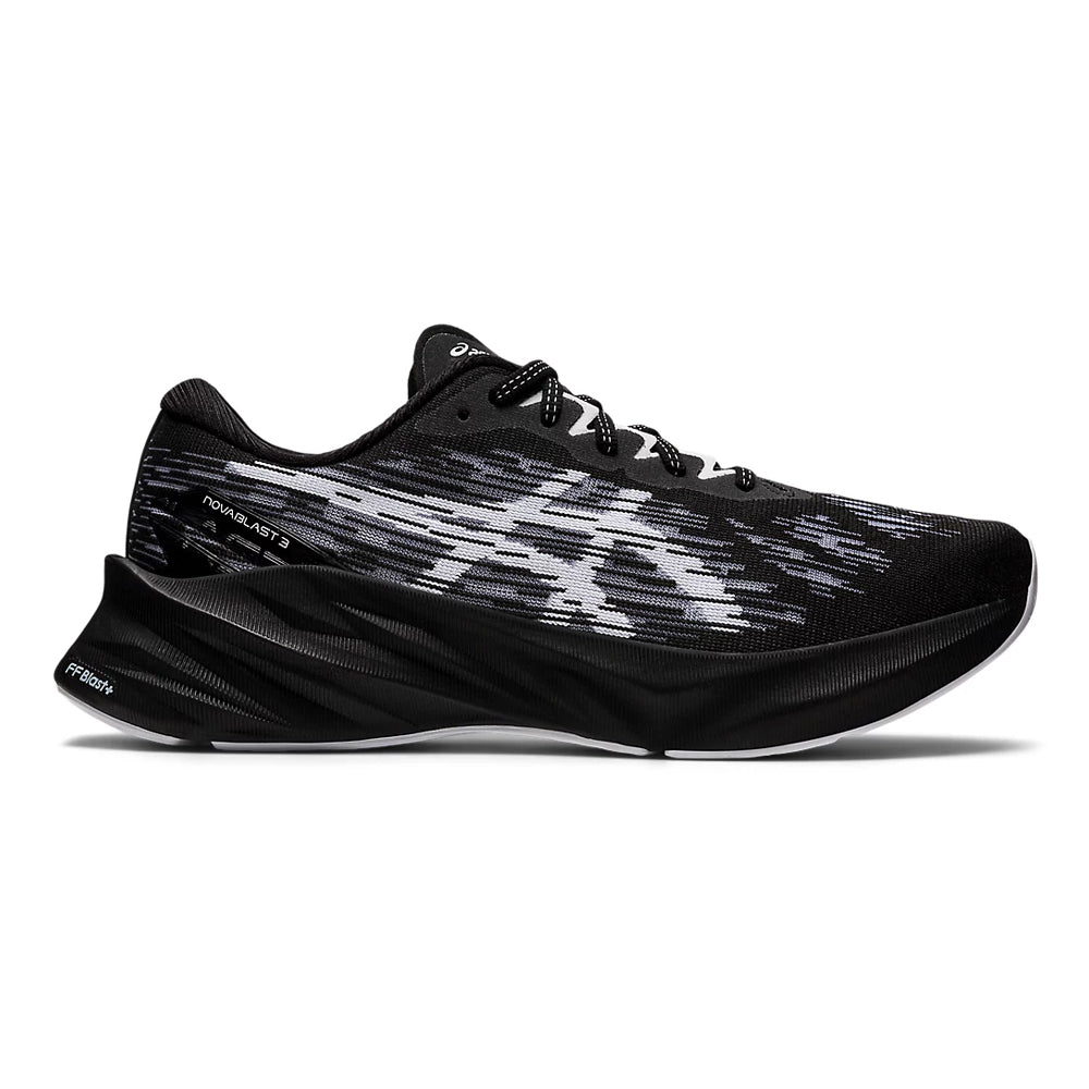 Men's Asics Novablast 3, Black/White, 7.5 D Medium