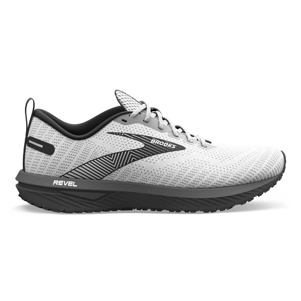 Women's Brooks Revel 6, White/Black, 7 B Medium