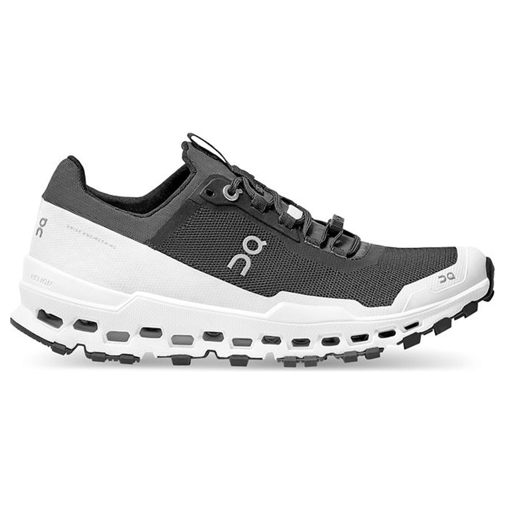 Women's On Cloudultra, Black/White, 11 B Medium